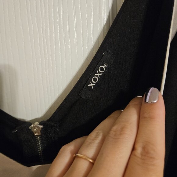 Women's Jumpsuit - Picture 4 of 9